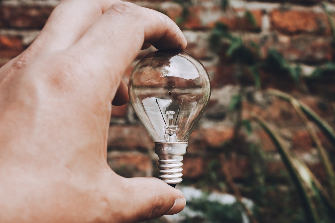 How to Save Energy in the Kitchen Every Day | UK Guide